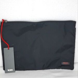 TUMI Accessories & Toiletries Bag. P144